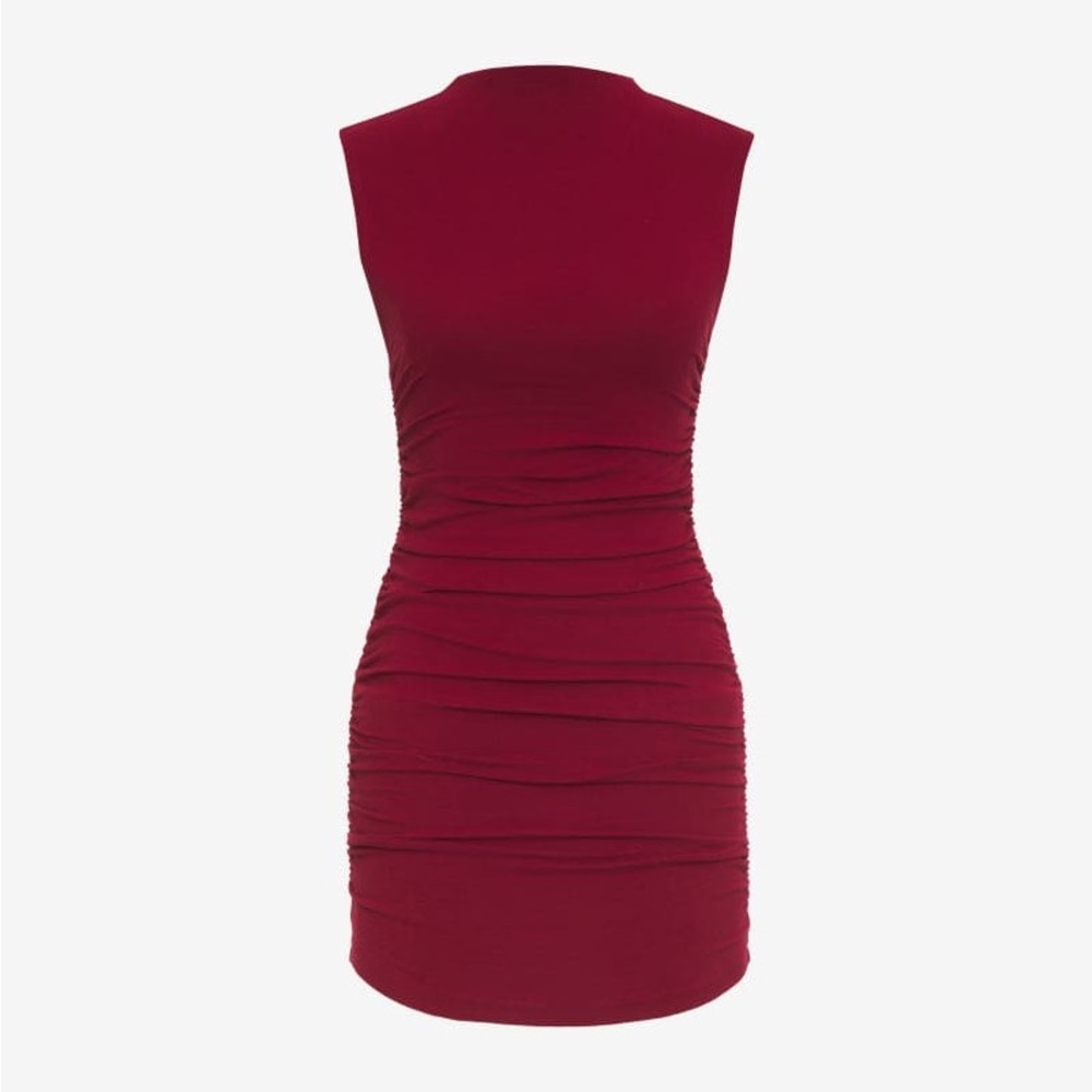 Rumored Minimalist Mini Dress - Picture 3 of 10